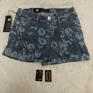 Rock & Republic Lolita shorts size 2